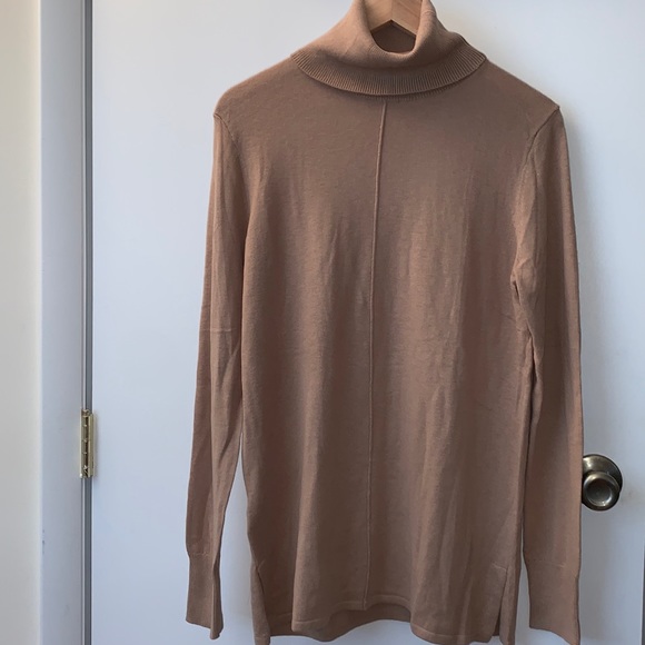 LOFT Tops - NWT LOFT turtleneck Long Sleeve!